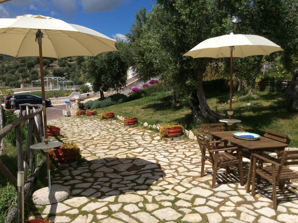 Holiday Lodge Al Porto Mattinata Kültér fotó
