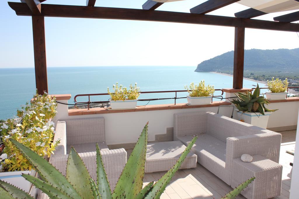 Holiday Lodge Al Porto Mattinata Kültér fotó