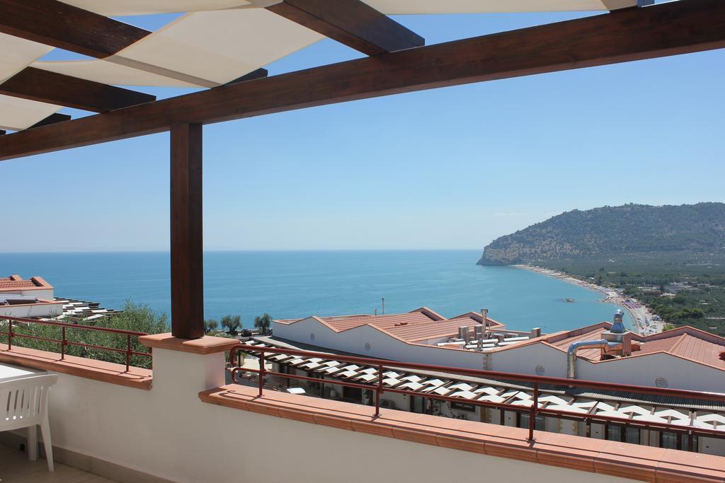 Holiday Lodge Al Porto Mattinata Kültér fotó